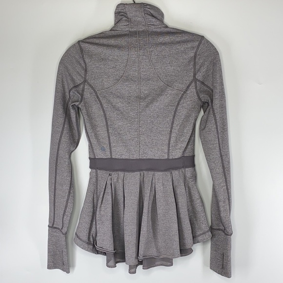 Lululemon RARE Peplum Riding Jacket Size 4 - Picture 2 of 4